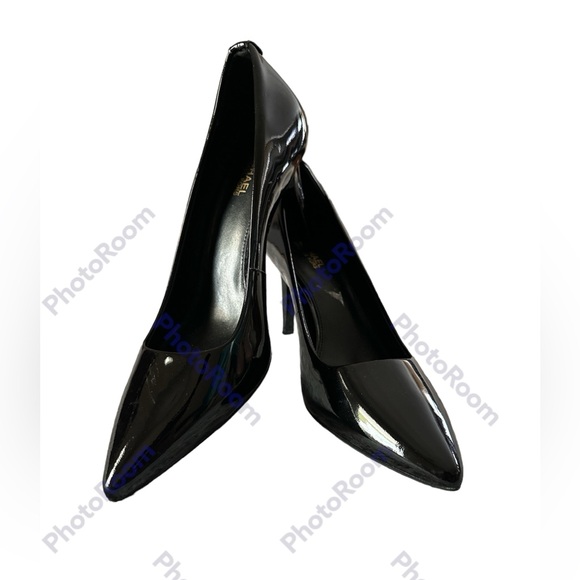 MICHAEL Michael Kors Dorothy Flex Black Patent high heels size 6.5 NEW no box - Picture 1 of 12